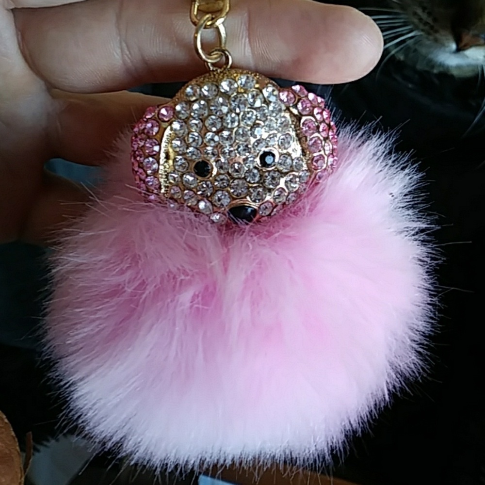 Pom pom keychain